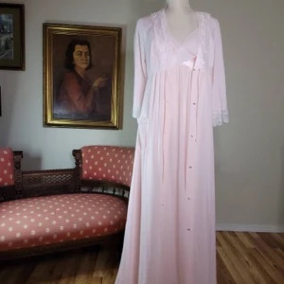 SILK LACE ROBE - Picture 2 of 2